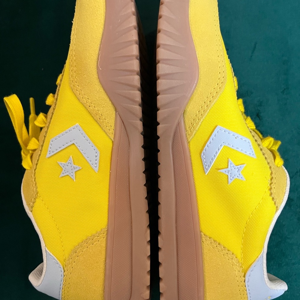 Converse One Star Retro Style Trainers Vivid Yellow Women’s Size 6 - Picture 3 of 6